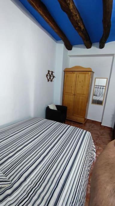 Crivillen Casa Rural La Criva מראה חיצוני תמונה