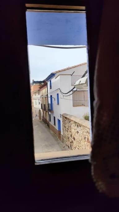 Crivillen Casa Rural La Criva מראה חיצוני תמונה